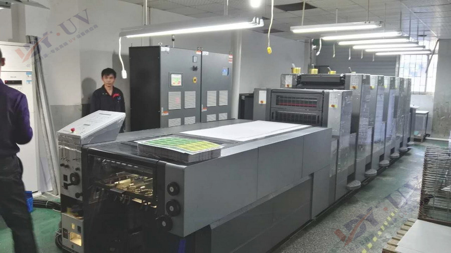 海德堡SM52膠印機加裝UV LED設備